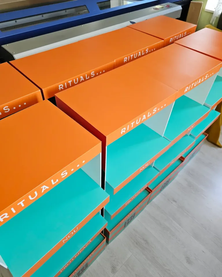 dimensiuni stand promotional display